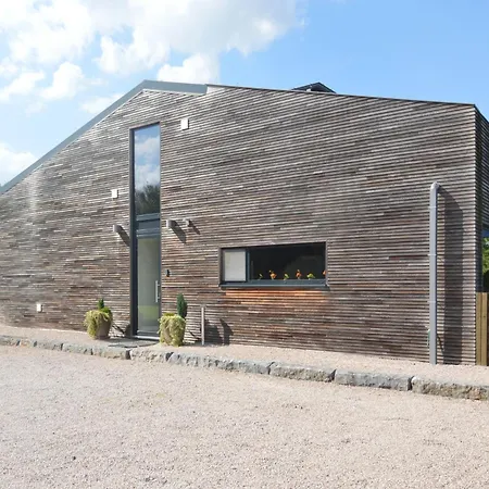 Family Villa, Profondeville, Cleaning Included Ferienhaus Bois-de-Villers