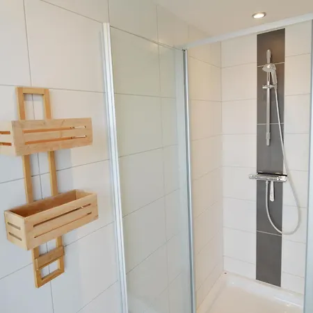 Family Villa, Profondeville, Cleaning Included *