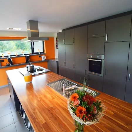 Family Villa, Profondeville, Cleaning Included