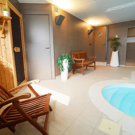 Family Villa, Profondeville, Cleaning Included * Bois-de-Villers